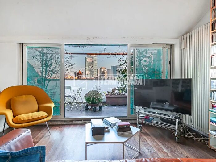 Appartamento quadrilocale in vendita in Via Jacopo dal Verme, Milano