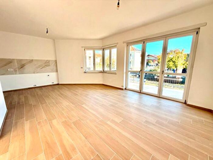 Casa con 5 locali in affitto in Via Brandizzo, San Mauro Torinese