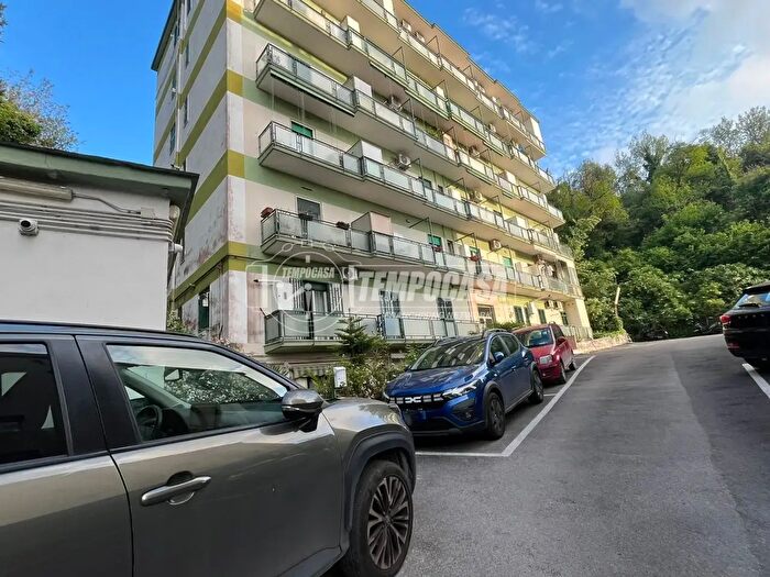 Appartamento bilocale in vendita in Via Brigata Bologna, Napoli