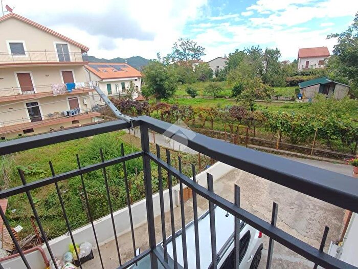 Appartamento trilocale in affitto in Via San Lorenzo, Pianillo, Agerola