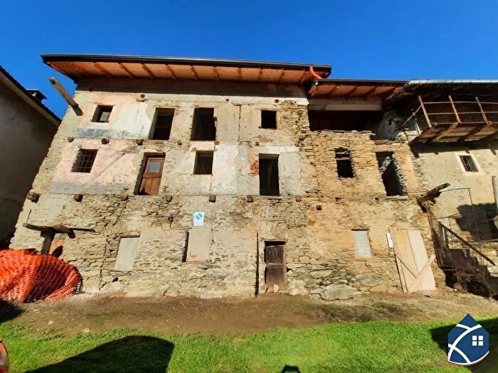 Casa con 6 locali in vendita in San Germano Chisone