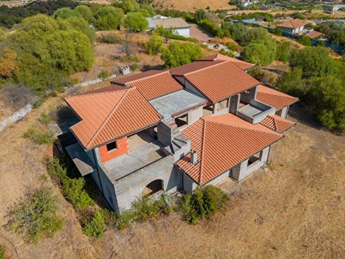 Casa con 12 locali in vendita in Localita Sa Murighessa Snc, Ozieri