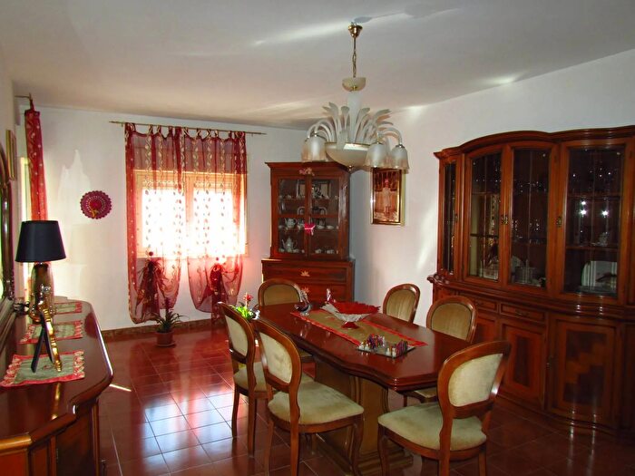 Appartamento con 7 locali in vendita in Viale Romagna Ribera, Ribera