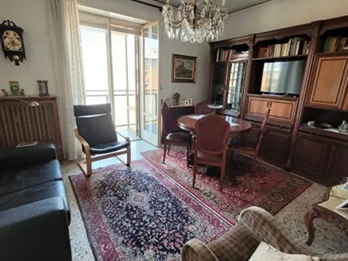 Appartamento trilocale in vendita in Milano