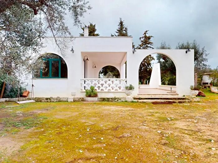 Casa quadrilocale in vendita in Contrada S Giacomo, San Michele Salentino