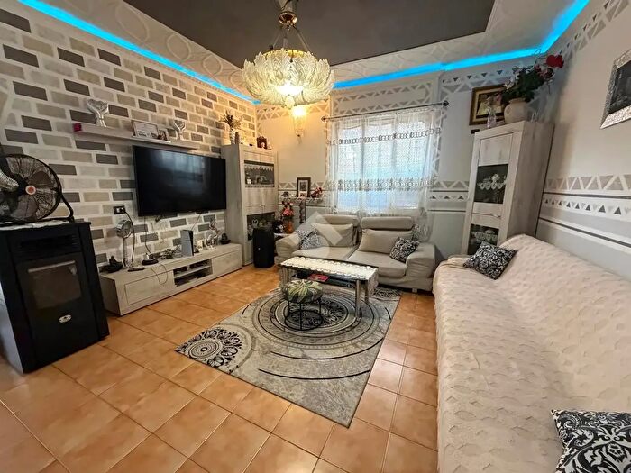 Appartamento con 5 locali in vendita in Via G Mazzini, Osio Sotto