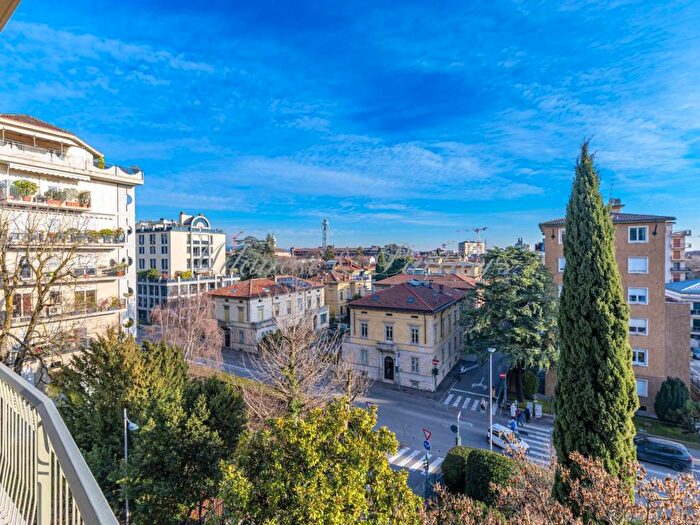 Appartamento quadrilocale in affitto in Via Giuseppe Verdi, Centro, Bergamo