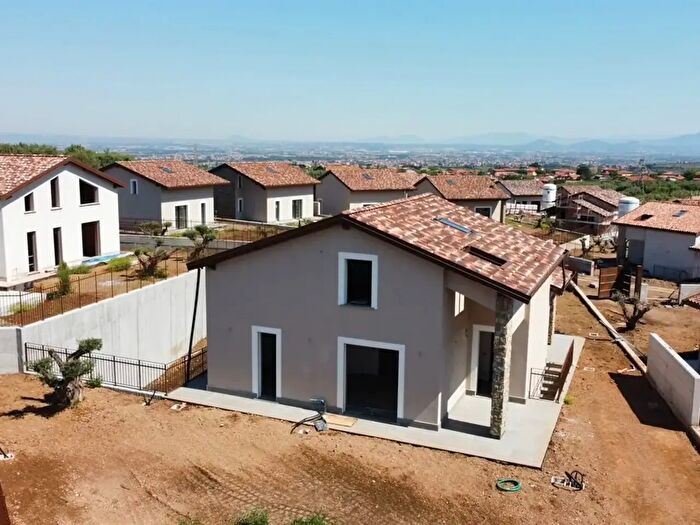 Casa con 5 locali in vendita in Via di Perazzeta, Frascati