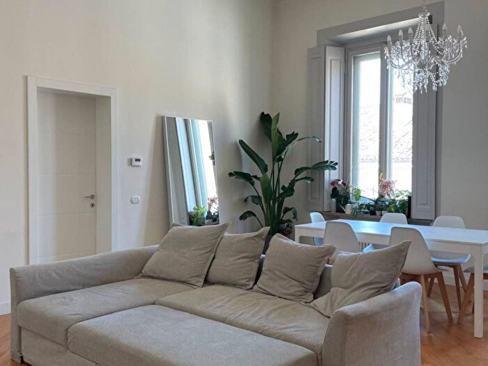 Appartamento trilocale in affitto in Centro Storico, Parma