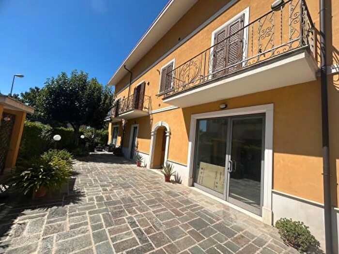 Appartamento con 5 locali in affitto in Via Stazione, Celano