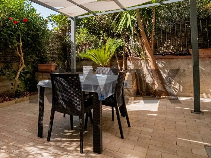 Casa bilocale in vendita in Via Cordovena, Capo D'Orlando
