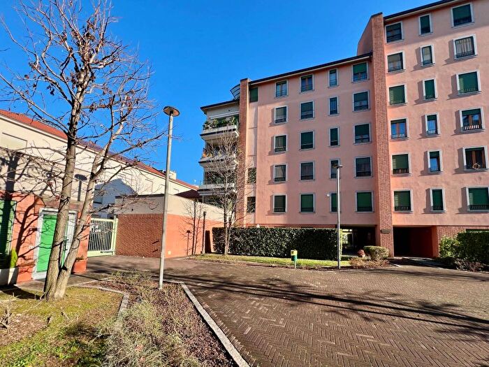 Appartamento monolocale in affitto in Via Marsala, San Carlo Stazione, Monza