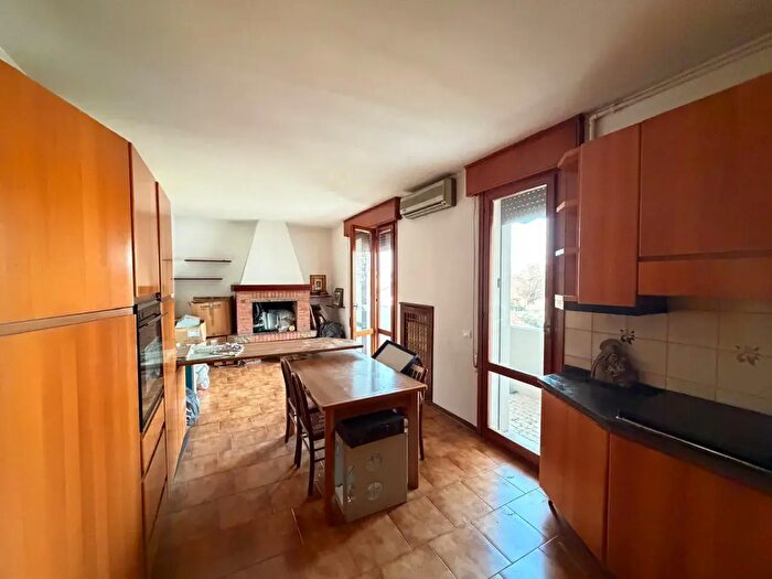 Appartamento trilocale in vendita in Via Antonio Rosmini, Abano Terme