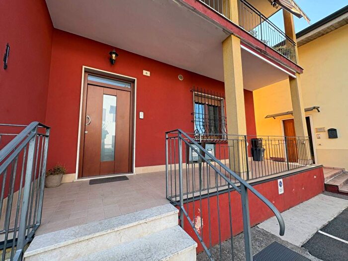 Appartamento bilocale in affitto in Centro, San Giovanni Lupatoto