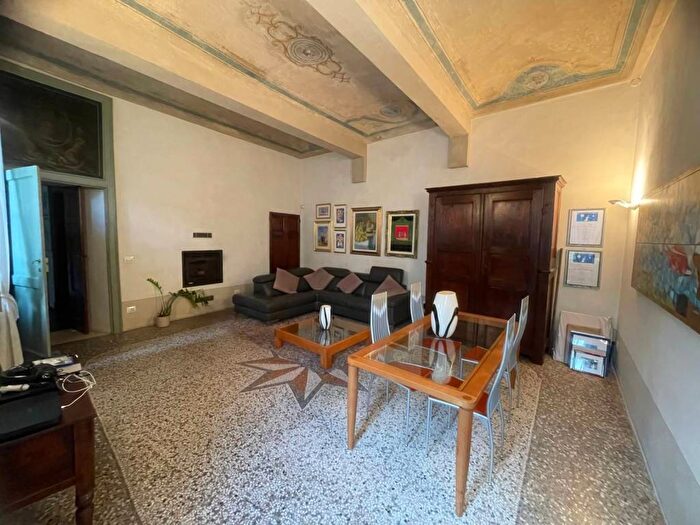 Appartamento con 5 locali in affitto in Via Settembre, Centro Storico, Asti