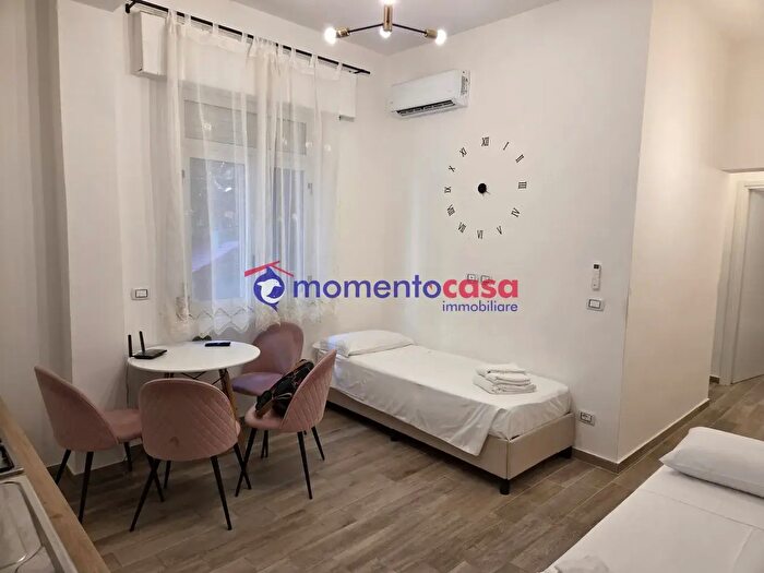 Appartamento trilocale in vendita in Via Trabocchetto, Reggio di Calabria