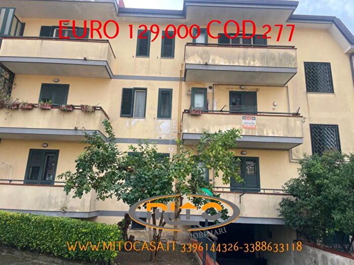 Appartamento con 8 locali in vendita in Telese Via Preneste, Telese Terme