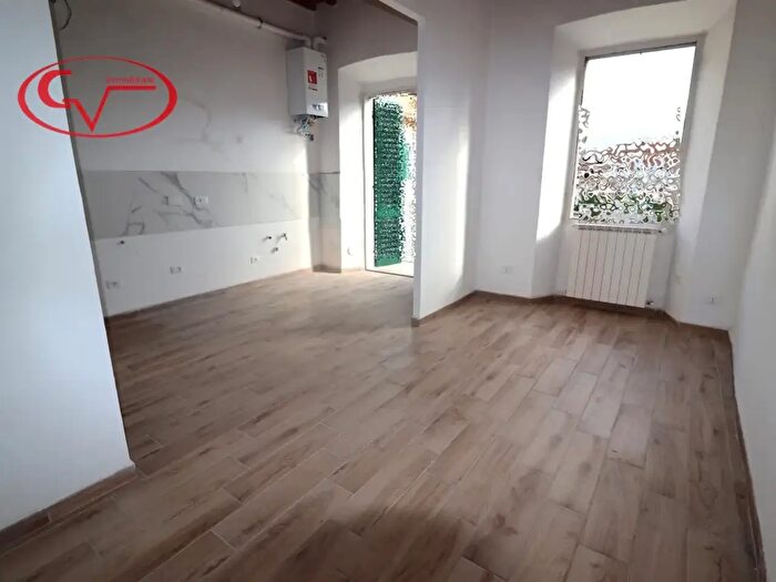 Appartamento quadrilocale in vendita in Via Trieste, Montevarchi