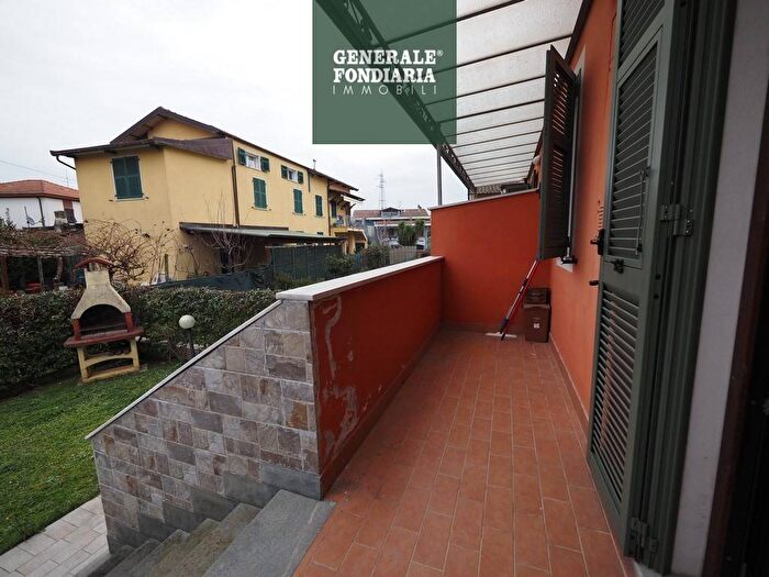 Appartamento bilocale in affitto in Via Scoglio Varano, Centro, Santo Stefano di Magra