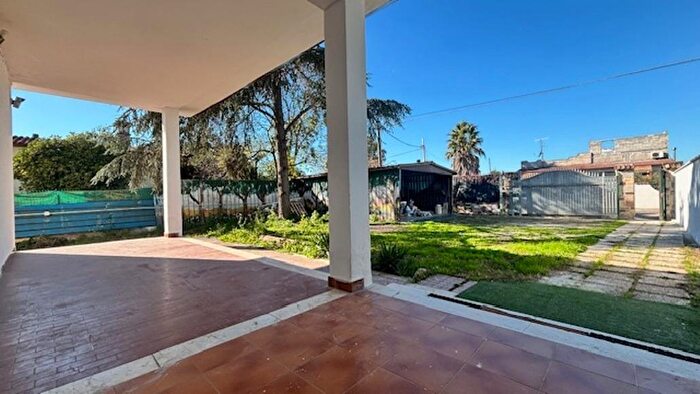 Casa con 5 locali in vendita in Via Serio, Aprilia