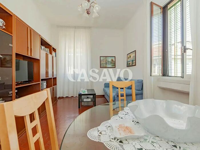 Appartamento trilocale in vendita in Via Laurana, Milano