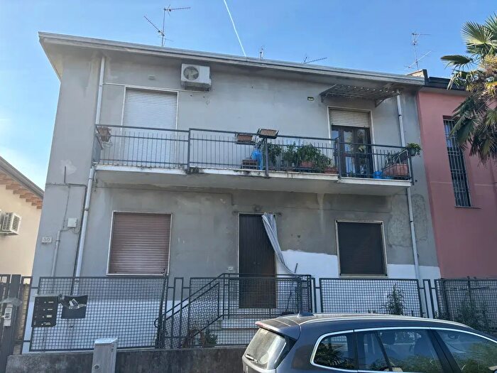 Appartamento bilocale in vendita in Via Francesco Baracca, Rho