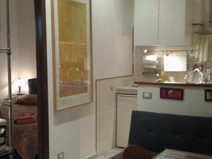 Appartamento bilocale in affitto in Via Volterra, Villa Fiorelli, Roma