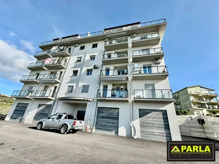 Appartamento quadrilocale in vendita in Traversa d di Via Senatore Sammartino, Canicatti