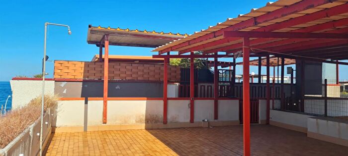 Appartamento bilocale in vendita in Via Spiaggia, Mascali