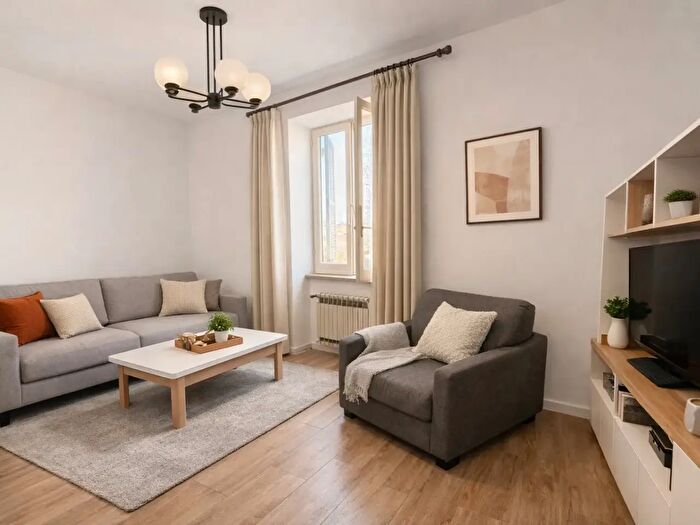 Appartamento trilocale in vendita in Via Giuseppe Garibaldi, Guidonia Montecelio