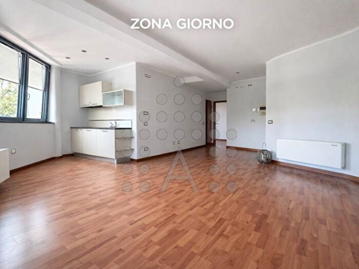 Appartamento quadrilocale in affitto in Via Alessandro Volta, Centro, Abano Terme