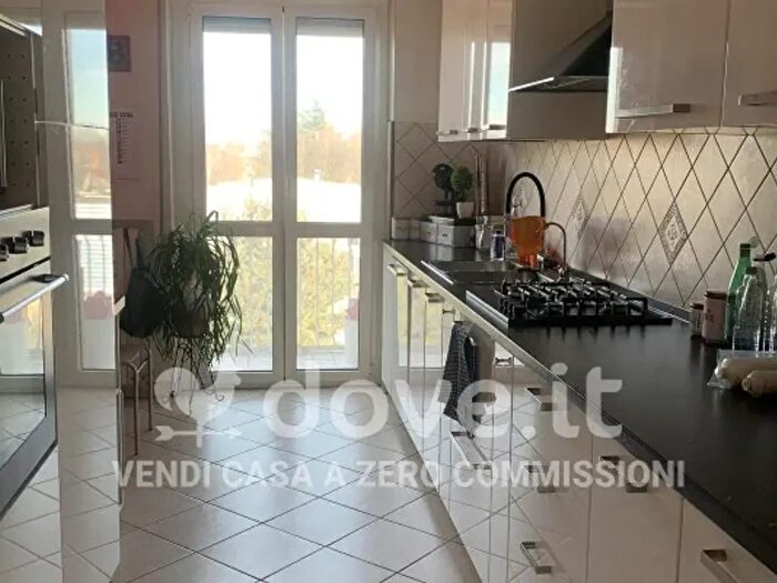 Appartamento trilocale in vendita in Via XXV Aprile, Barlassina