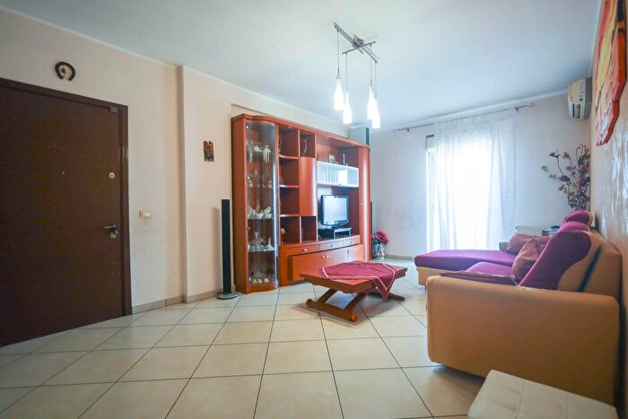 Appartamento con 6 locali in vendita in Catania