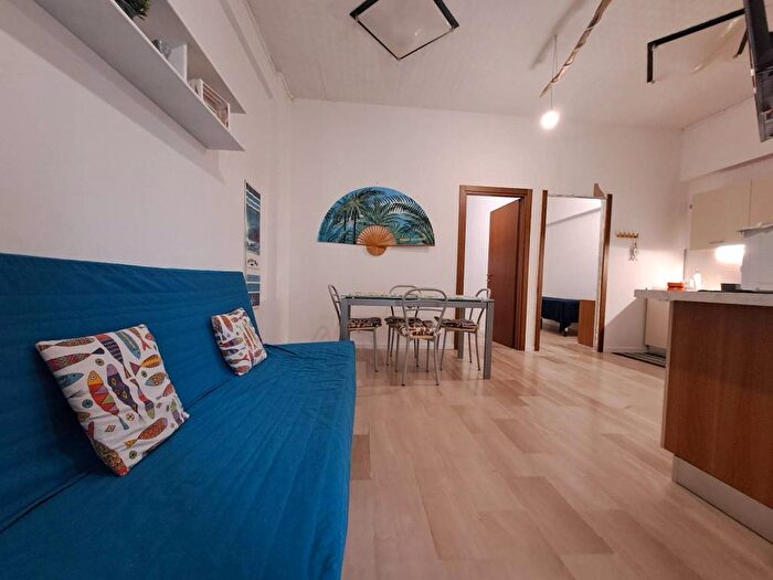 Appartamento trilocale in affitto in Via Cusercoli, Lido di Savio Lido di Classe, Ravenna