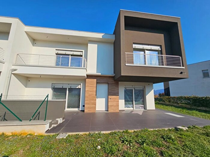 Casa con 5 locali in vendita in Via Sabotino, Villongo