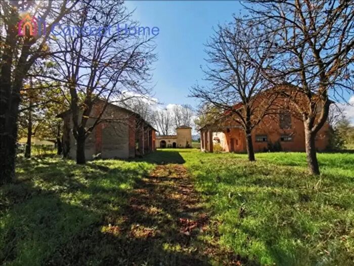 Casa con 6 locali in vendita in Via N Venturini Felino, Felino