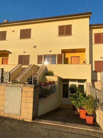 Casa quadrilocale in vendita in Allerona