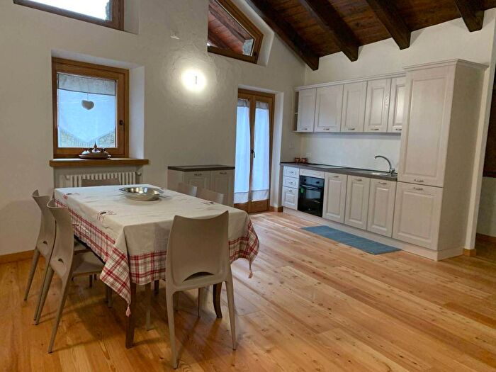 Casa quadrilocale in affitto in Via Fournier, Centro, Arvier