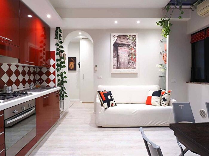 Appartamento bilocale in affitto in Via San Calocero, Corso Genova, Milano