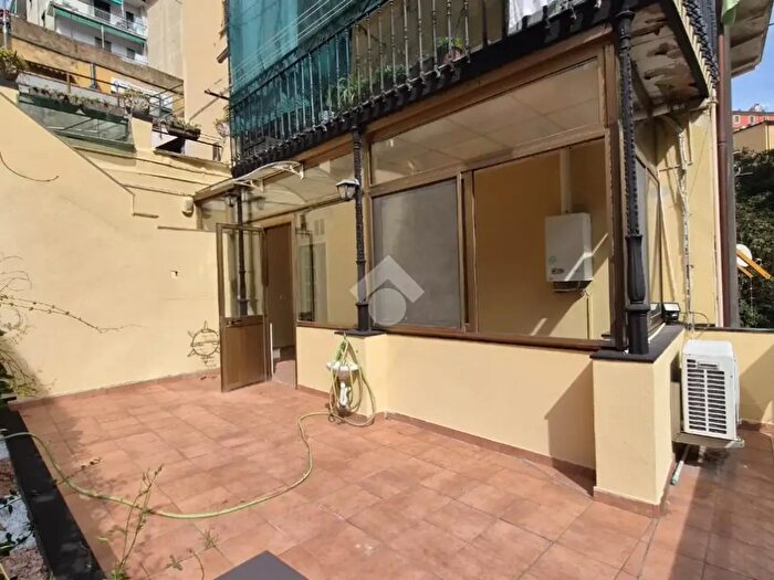 Appartamento quadrilocale in vendita in Via Piero Pinetti, Genova