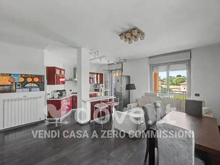 Appartamento trilocale in vendita in Via Repubblica, Castelletto Sopra Ticino