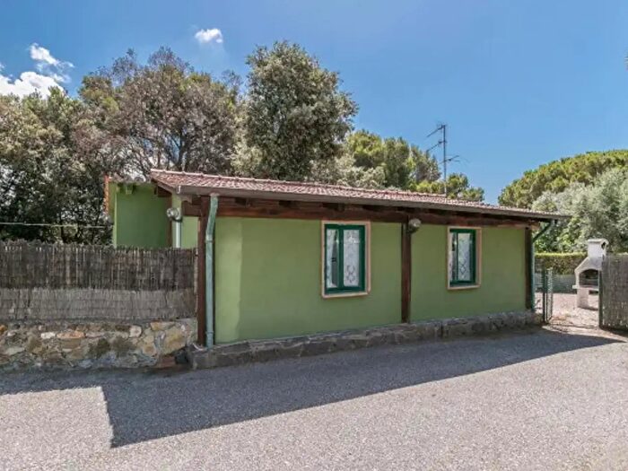 Casa bilocale in vendita in Via Solferino, Rosignano Marittimo