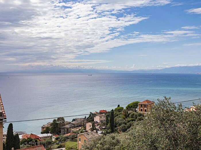 Appartamento quadrilocale in affitto in Via Fasceto, Centro, Camogli