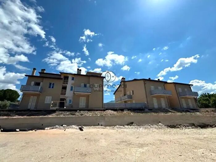 Appartamento trilocale in vendita in Via Ungheria, Spoleto