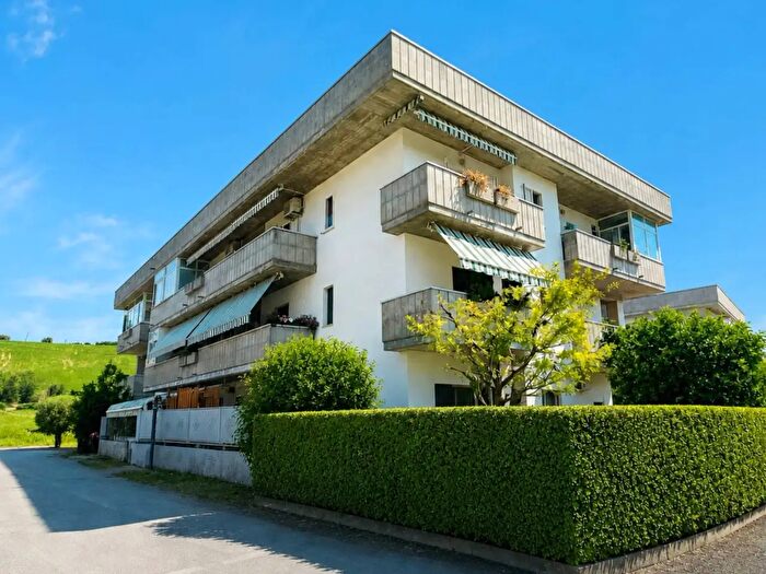 Appartamento con 5 locali in vendita in Villa Pompetti, Teramo