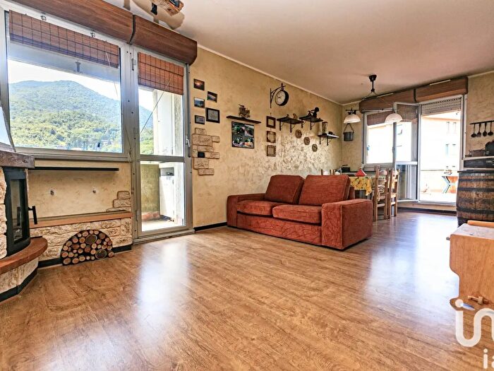 Appartamento quadrilocale in vendita in Via Ezio Lucarno, Genova