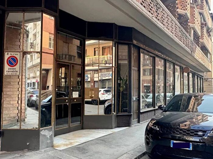 Appartamento quadrilocale in affitto in Via Gaetano Donizetti, San Salvario Dante, Torino