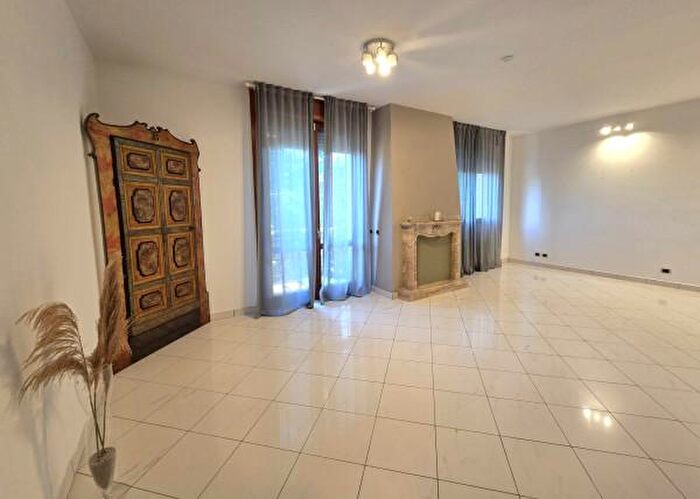 Appartamento quadrilocale in vendita in Via Luigi Gonzaga a, Guastalla