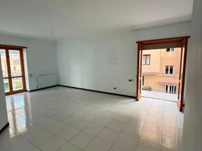 Appartamento quadrilocale in vendita in Viale Unità dItalia, Formia