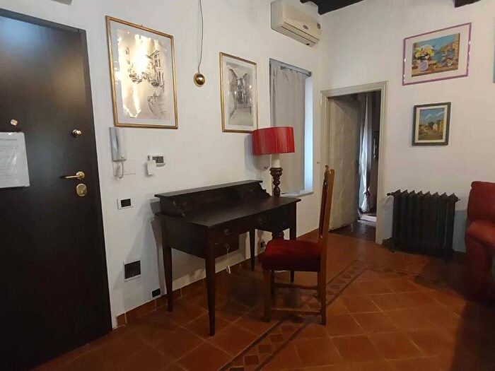 Appartamento bilocale in affitto in Piazza Mazzini, Centro Storico, Chieri